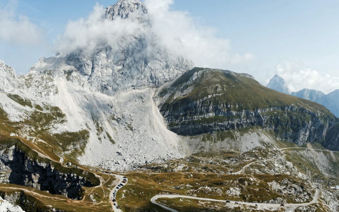Alpine Naturgefahren – Wenn der Berg zur Gefahr wird
